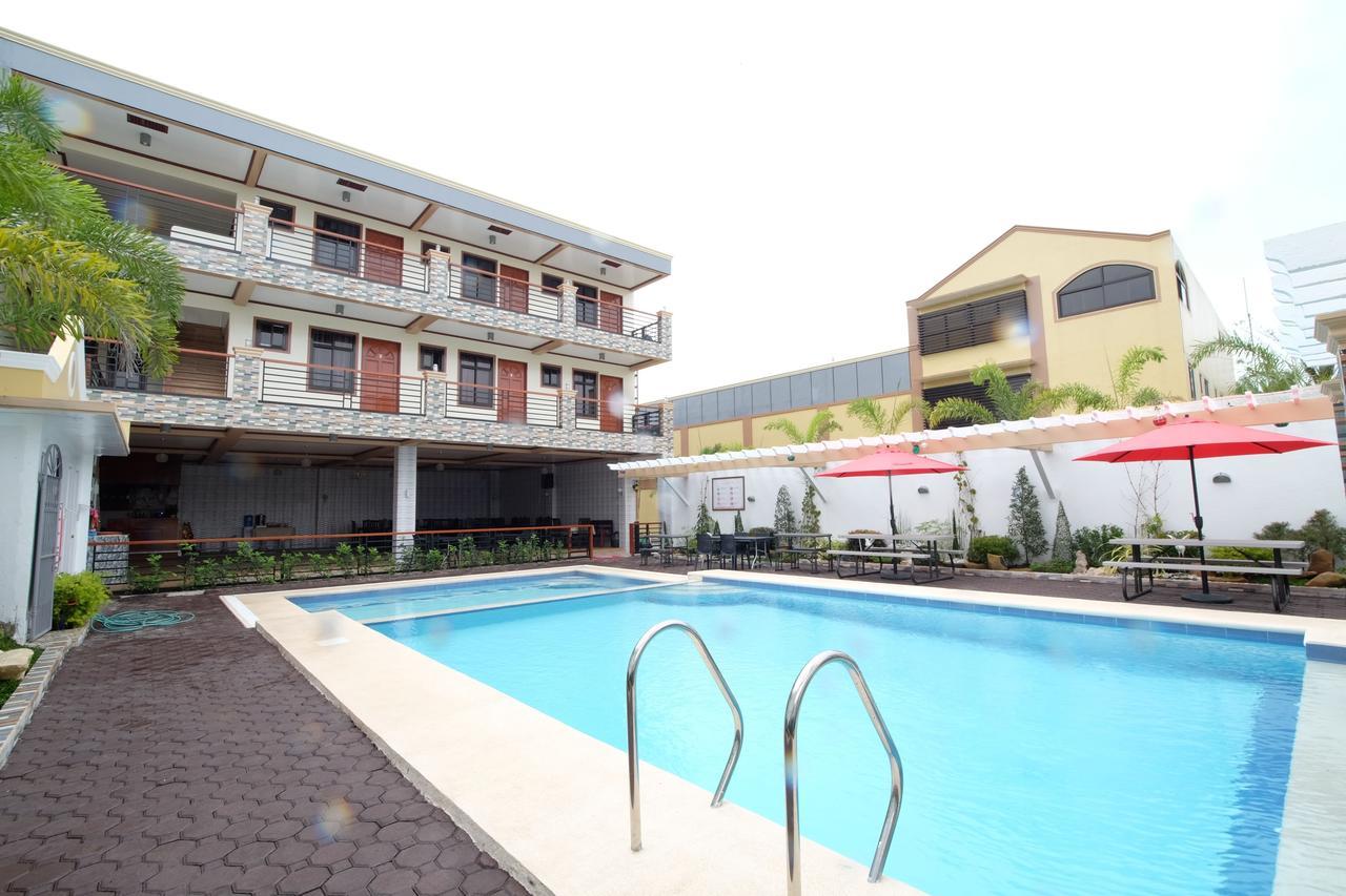 Hotel Georgina Maitim Exterior photo