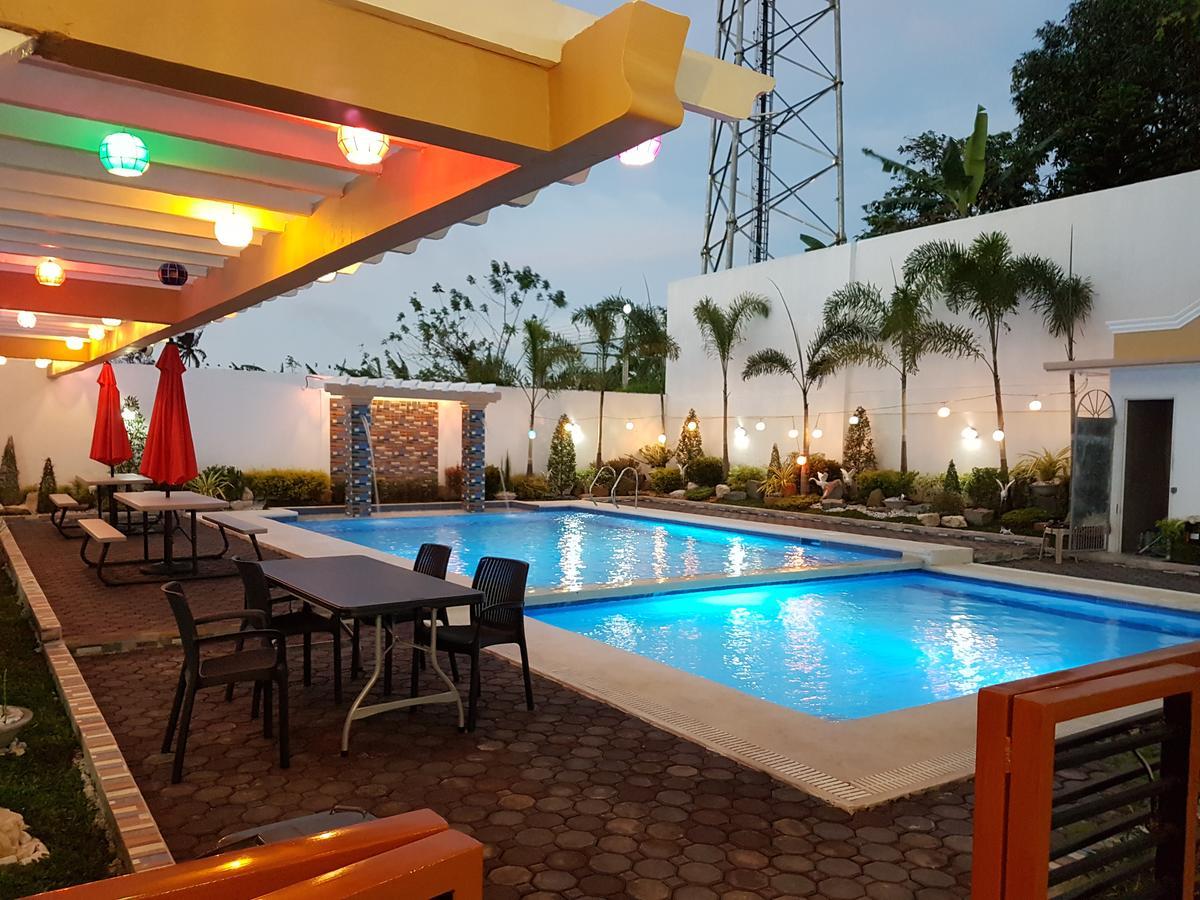 Hotel Georgina Maitim Exterior photo